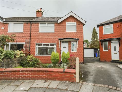 3 Bed Semi Detached House For Sale In Chiltern Drive Swinton