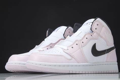 Jordan 1 Mid Barely Rose Розовый цвет по лучшей цене в интернет магазине Slon Sneakers