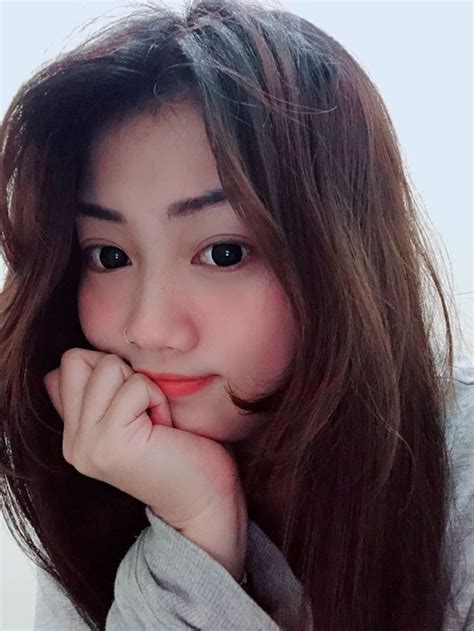 Mặt xinh dáng đẹp hot girl CS GO này chính xác là hình mẫu người yêu trong mơ của mọi game thủ Việt