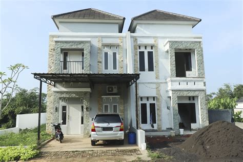 Dijual Rumah Mewah Di Graha Kencana Gondoriyo Semarang ROYAL Property