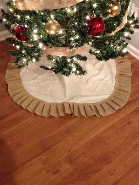 Diy Burlap Tree Skirt Diy Burlap Burlap Tree Skirt Burlap Trees