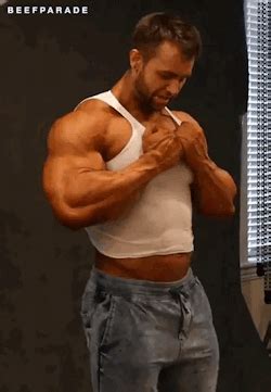 Horny For Muscle Tumblr Tumbex