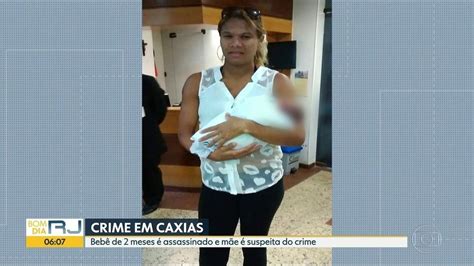 Casal mostra para a polícia como matou bebê de dois meses em Duque de