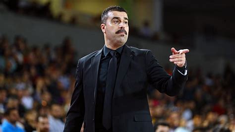 Anadolu Efes Te Ergin Ataman N Yerine Erdem Can Fanatik Gazetesi