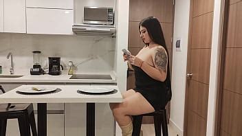 Curvy Colombian Babe Pays The Delivery Guy With Her Big Ass And Juicy Tits Gets Fucked Hard And