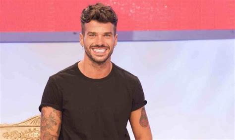Uomini E Donne Trono Gay Portalino Web