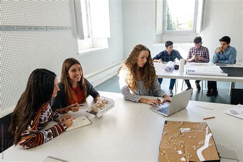 students  working  stocksy contributor bisual studio stocksy