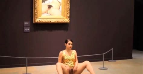 NSFW Performer Exposes Vagina Reenacts Famous Painting At A Museum In