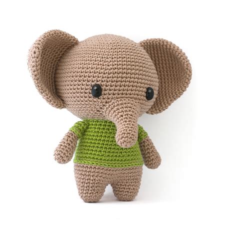 Toy Patterns by DIY Fluffies : Joe the elephant crochet pattern