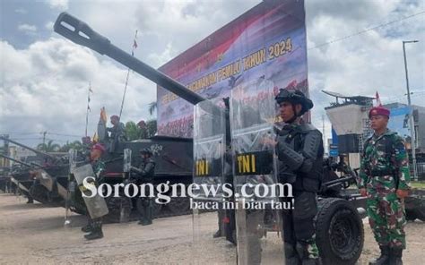 Prajurit Tni Beserta Alutsista Disiagakan Sukseskan Pemilu