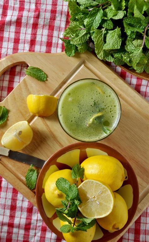 Картинка: мята, разделочная доска, сок, цитрус, коктейль, напиток, фреш ...