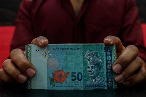 Kerani Wanita Mangsa Pinjaman Tidak Wujud Rugi Lebih RM20 000