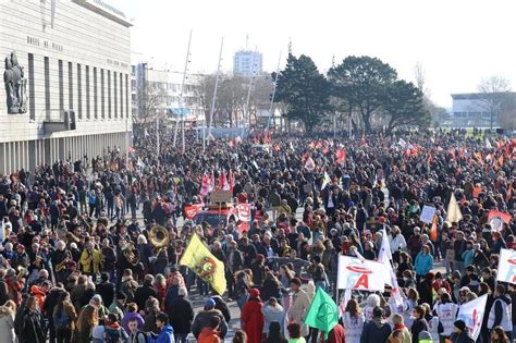 Lorient Réforme des retraites retour en images sur la quatrième