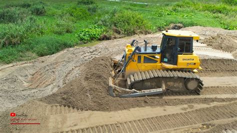 Bulldozer Komatsu Caterpillar Tractors Extreme Monster Trucks