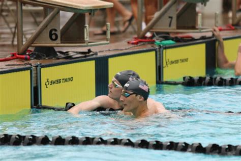 Stati Uniti Record Del Mondo Jr Nella 4x100 Stile Libero Maschi