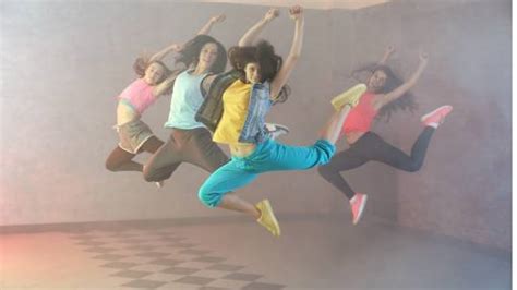 ᐅ ¿Qué es el Jumpstyle? Explorando un Baile enérgico y Vibrante