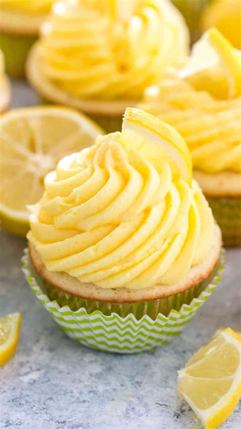 Lemon Cupcakes With Lemon Buttercream [video] Sweet And Savory Meals