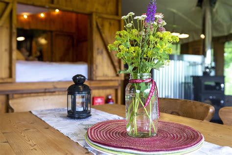 Gallery Meadow Field Luxury Glamping