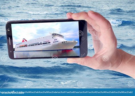Smartphone and sea stock image. Image of island, tour - 156505033