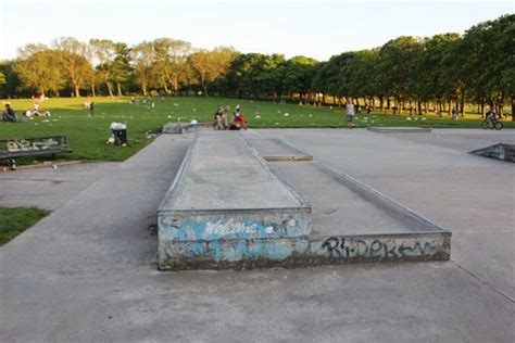 Skate Sessions Skatepark Tours Hyde Park Leeds Yorkshire Uk By