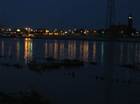 Summer Walk Bay City Mi Saginaw River Bay City River