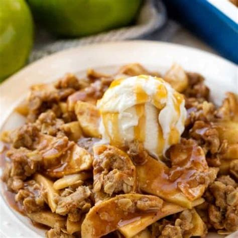 Best Ever Apple Crisp Cafe Delites