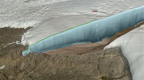 Descubierto un enorme cráter de impacto bajo la capa de hielo de