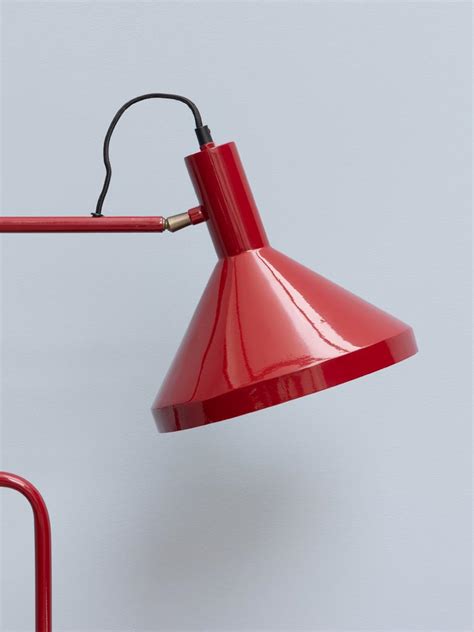 Lampe Sur Pied Rouge Baltimore Chehoma Jaimeladeco