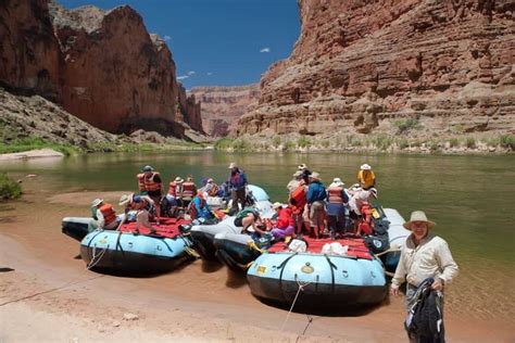 Grand Canyon Photograph Gallery about rafting the Colorado River