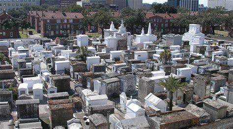 Historic Cemetery St. Louis No. 1 Tour in New Orleans: Book Tours ...