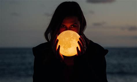 Qué Significa La Luna Nueva Y Qué Beneficios Tiene Su Energía Marie