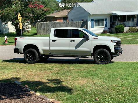 2020 Chevrolet Silverado 1500 With 20x9 1 Fuel Avenger And 29565r20 Nitto Ridge Grappler And