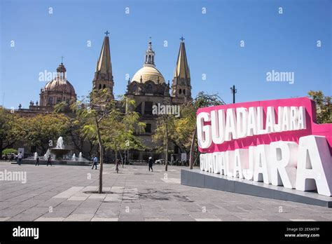 Cathédrale de Guadalajara dans le centre historique Guadalajara