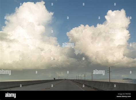 Highway Bridge Crossing Hi Res Stock Photography And Images Alamy