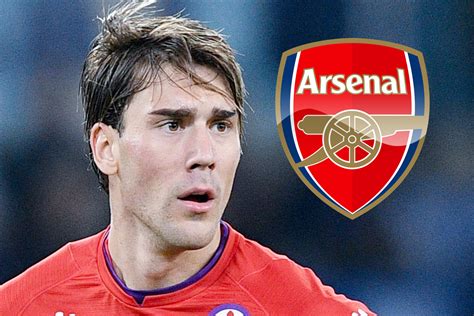 Arsenal Transfer Boost As Fiorentina Refuse To Rule Out Selling Dusan