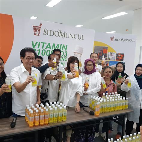 Sido Muncul Luncurkan Produk Minuman Vitamin PertamaNews Id