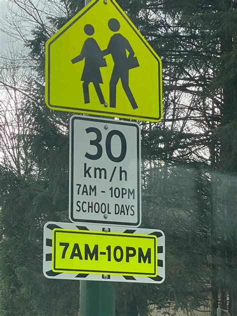 School And Playground Zones Bc Driving Blog Canada And Usa