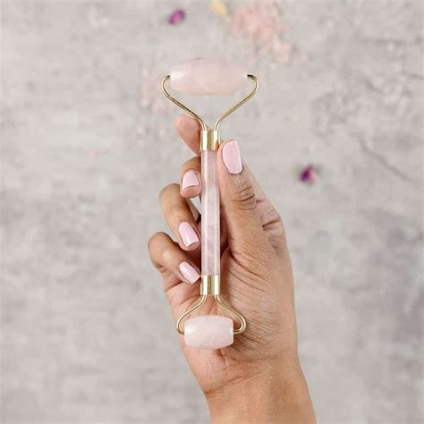 7 Benefits Of Using Rose Quartz Rollers And How To Use Them