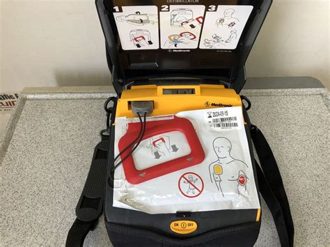 Medtronic Lifepak Cr Plus Defibrillator