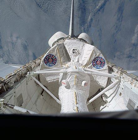 STS-9 – Wikipedie