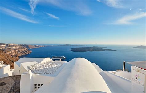 Chromata Santorini • Hotel Review By