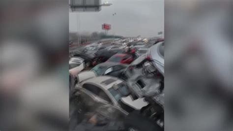 Several Injured After 100 Car Pile Up In Icy China News Au