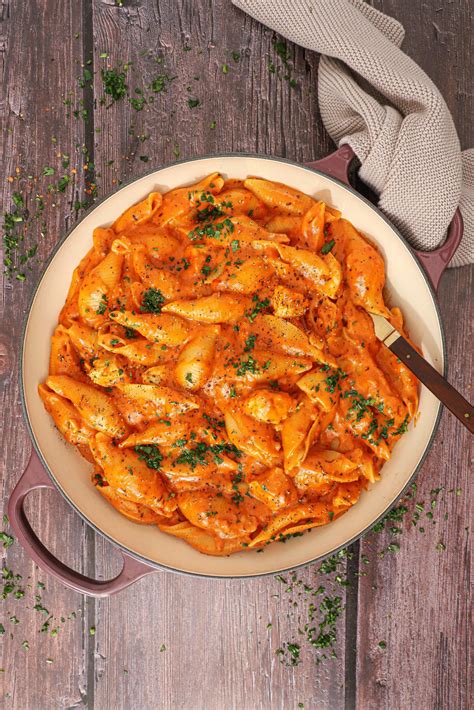 Cremet Spicy One Pot Pasta Med Tomat Og Kylling Opskrift P Spicy One