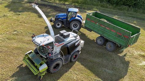 Tr Vne Sen E V Kopci Claas Jaguar X Tatra New Holland T