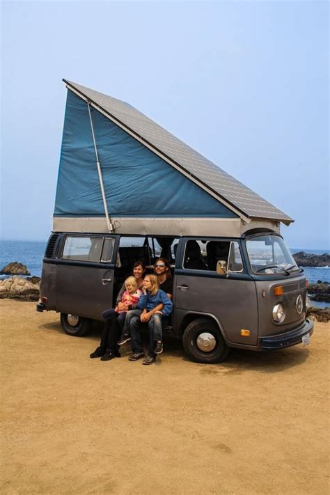 Электрический фургончик Volkswagen 1972 года для путешествий своими ...