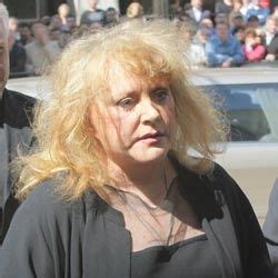 Pin By Luba On Actors Russia Alla Pugacheva Persona Actors