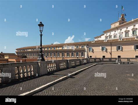 Quirinal square rome hi-res stock photography and images - Alamy