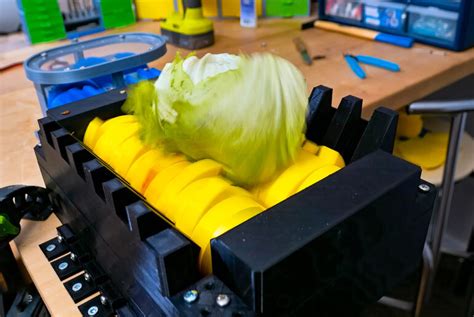 This Fully 3d Printed Shredder Easily Devours Cheeseburgers And Lettuce