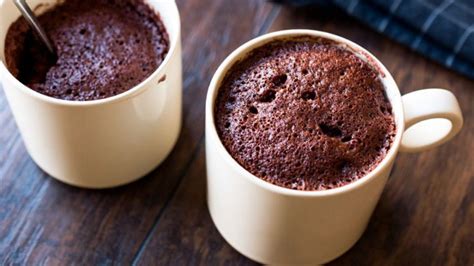 Bolinho de café na caneca super saboroso e pronto em poucos minutos