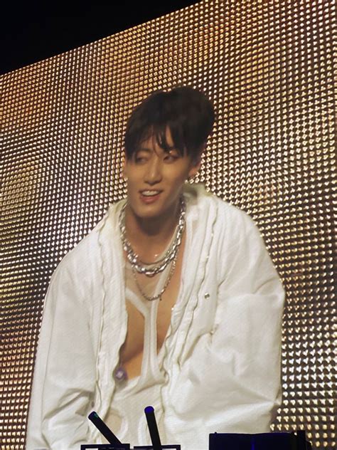 NAKED JUNGKOOK Певцы Соул Знаменитые парни